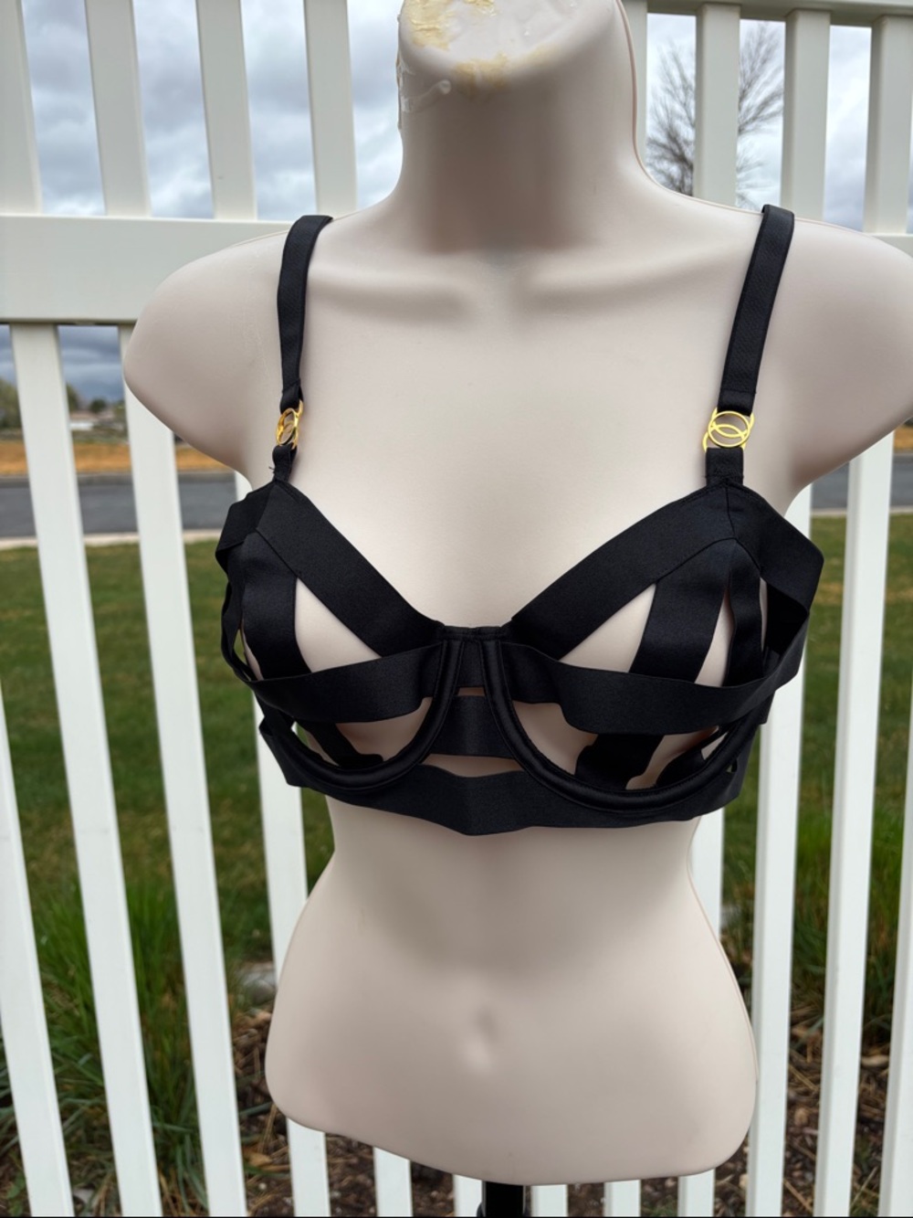 Victoria’s Secret Black Bra NWT 34C , Unlined Balconet